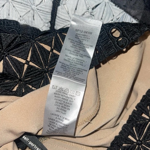 New Self-Portrait Geometric Monochrome Mini Dress in Black/White - Picture 13 of 13